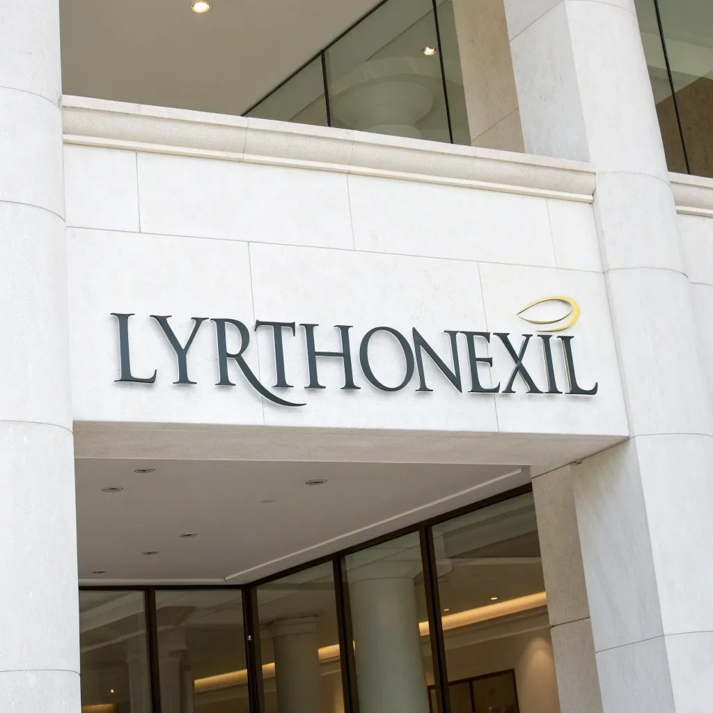 LYRTHONEXIL Logo